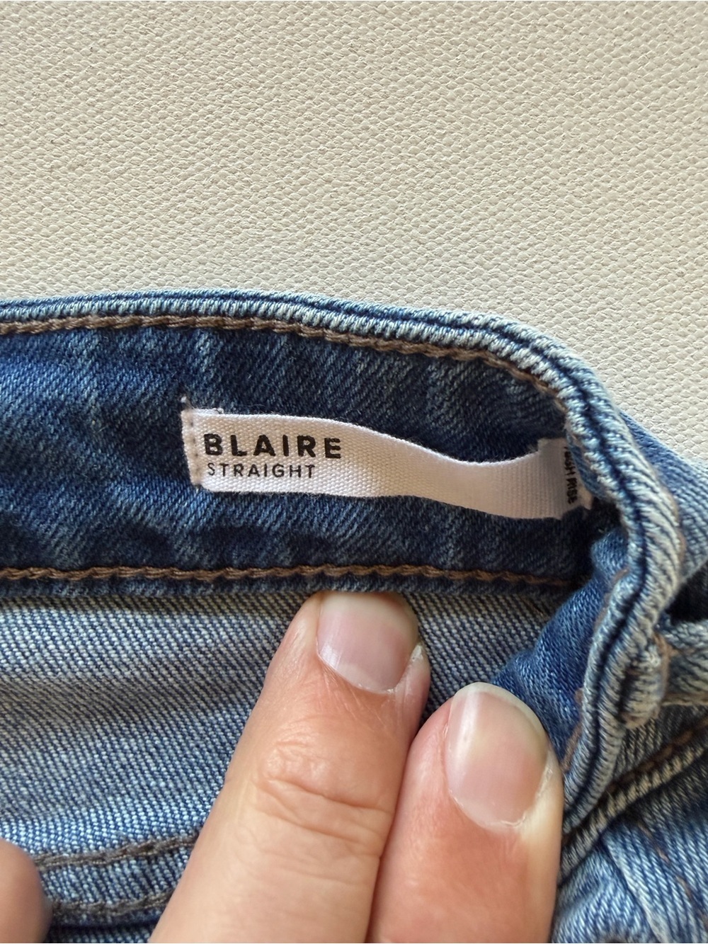 EUC Women's Dear John Blaire Straight Size 27/ 27" Inseam (E2) - Picture 6 of 8